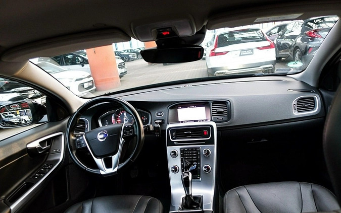 Volvo S60 cena 79899 przebieg: 136000, rok produkcji 2017 z Kraśnik małe 781